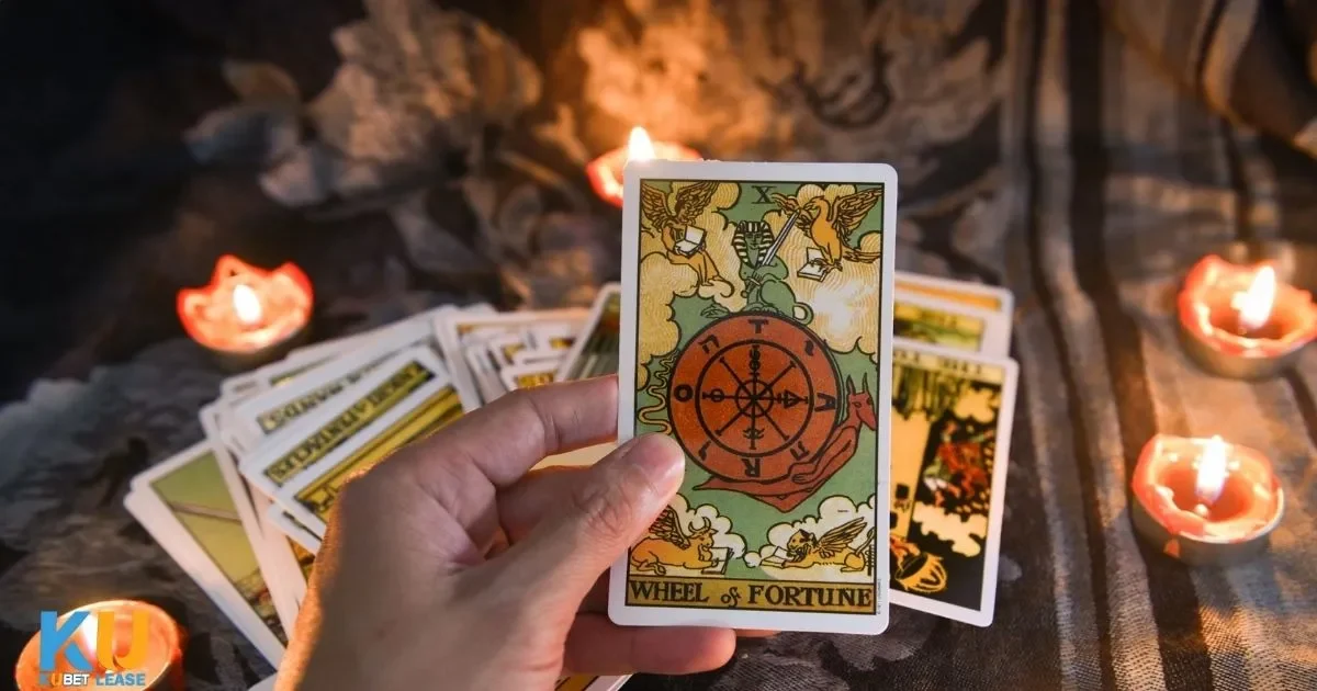 Bí Quyết Sử Dụng Tarot Để Dự Đoán Chính Xác Tại KUBET