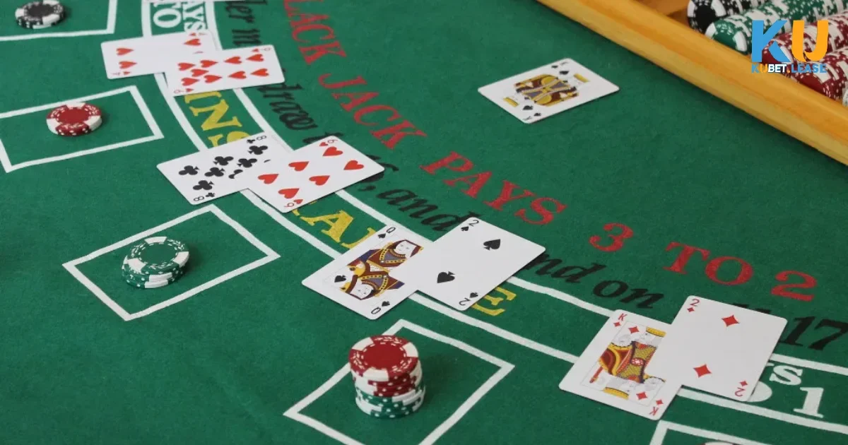 Luật Chơi Blackjack Tại KUBET – Cần Nắm Rõ Trước Khi Đặt Cược 4 Việc cả hai bên đều có tổng điểm giống nhau có thể khiến bạn cảm thấy bất an